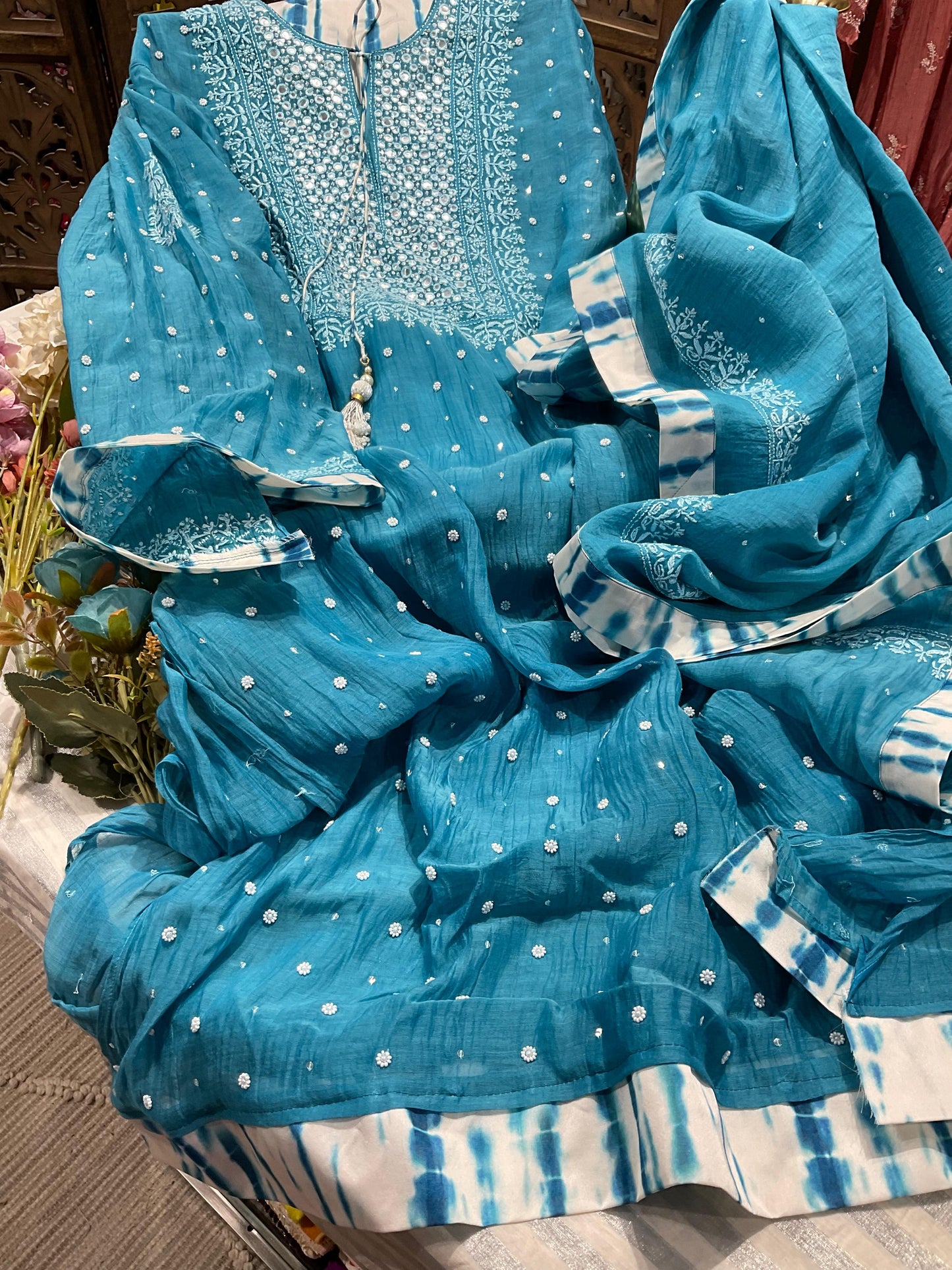 Summer Radiance – Elegant Malmal Chikankari Set with Mirror & Satin Accents