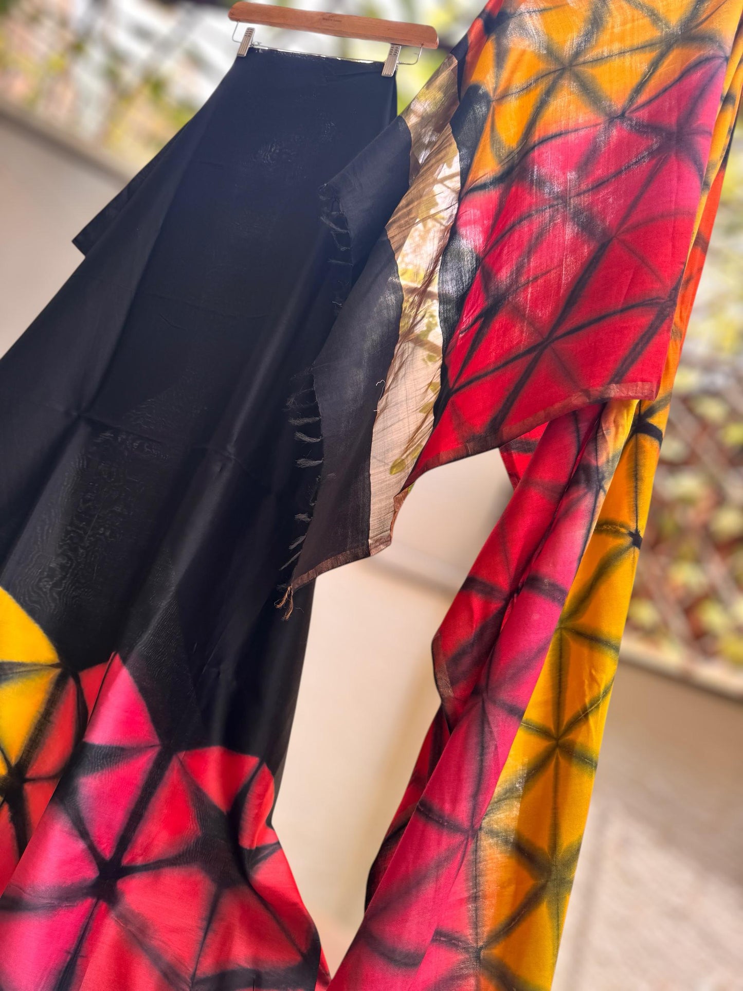A Fusion of Artistry and Elegance: Hand-Dyed Kurta Set with Multicolour Dupatta