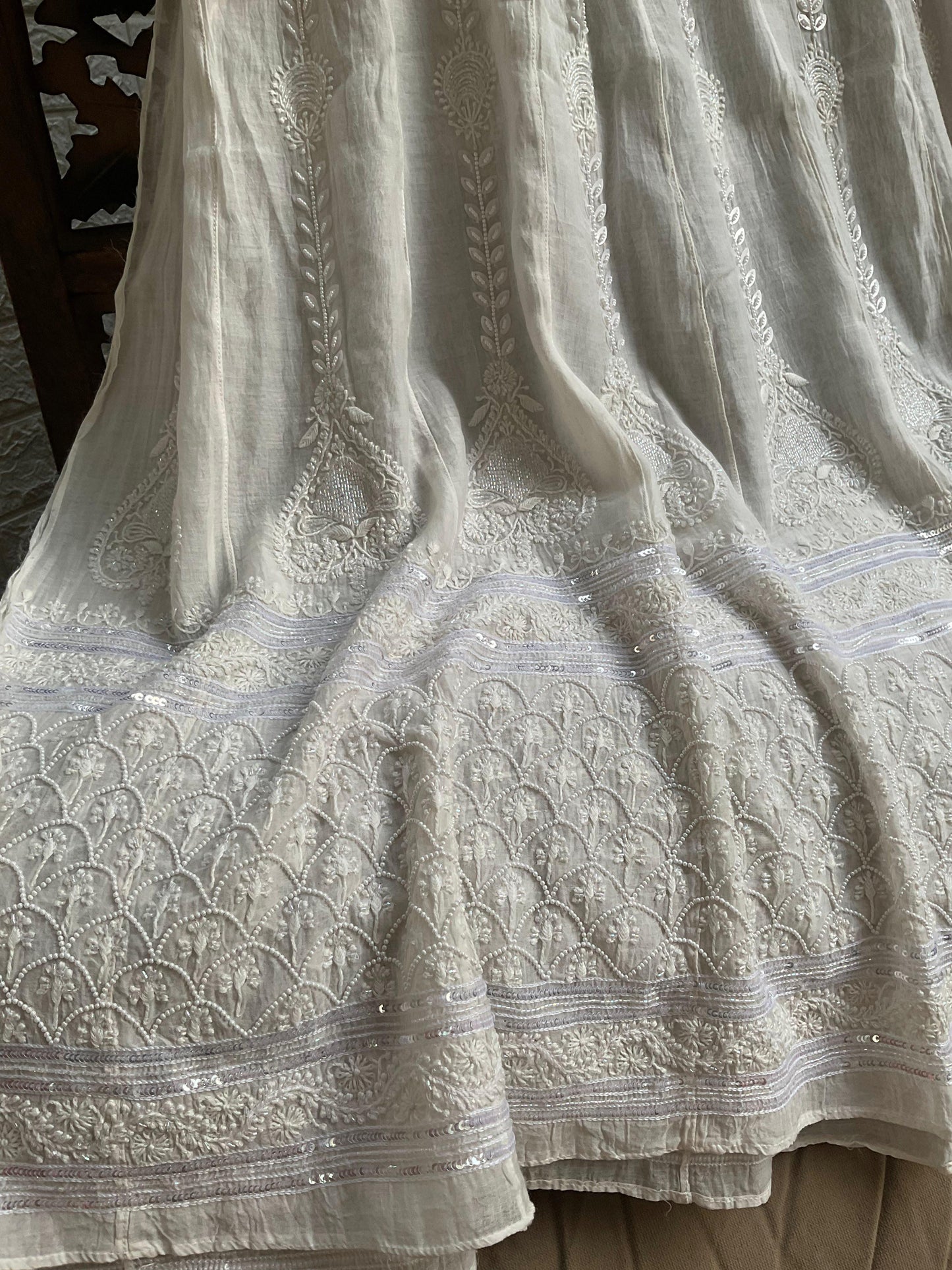 Graceful Glow – Mulmul Chanderi Anarkali Ensemble