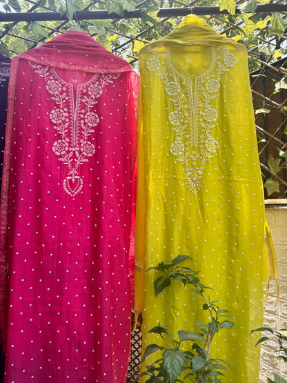 Grace in Detail: Mulmul Chikankari Set with Pearls & Cutdana Highlights