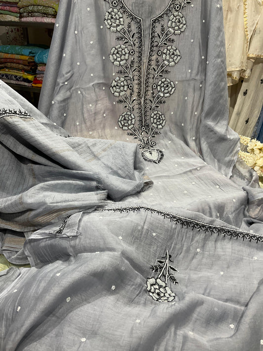 Mulmul Kurta & Dupatta with Chikankari, Pearls & Cutdana Addons