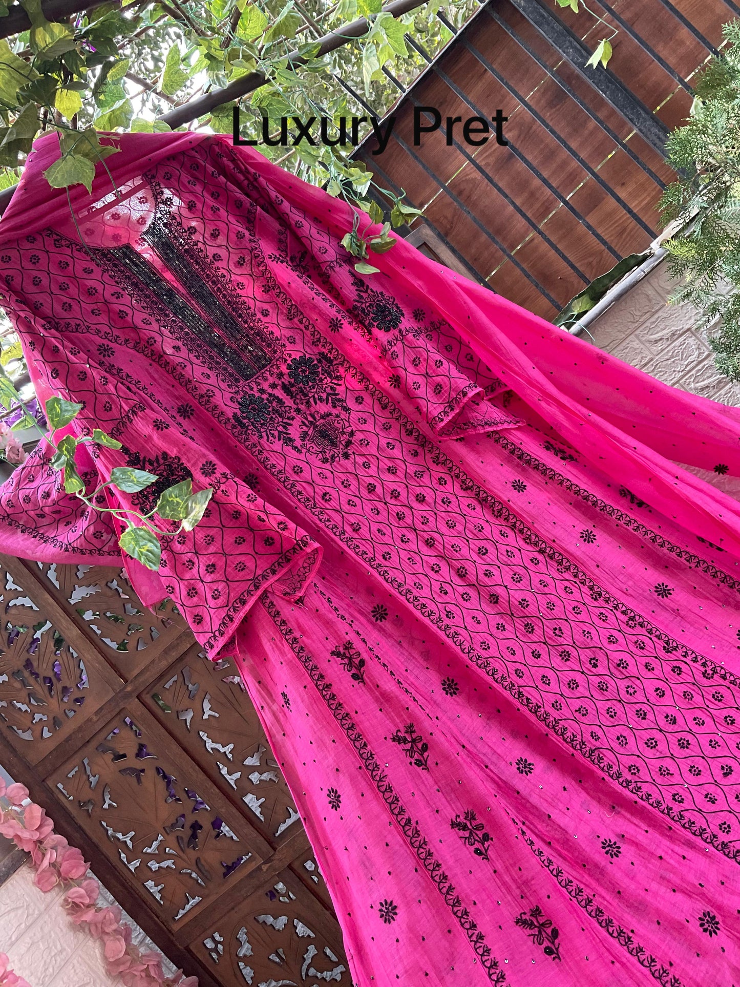 Celebrate the Season in Grace – Semi-Stitched Anarkali Dupatta Set in Mulmul Chanderi