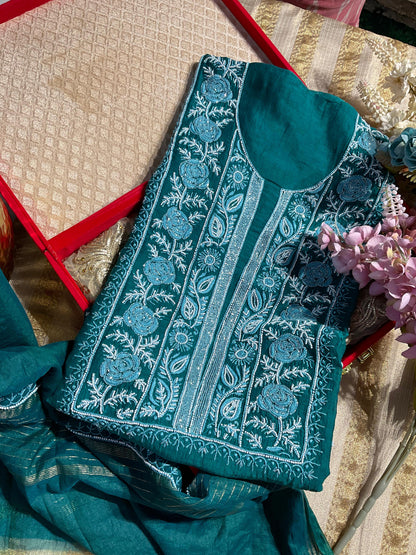 Elegant Mulmul Chikankari Set