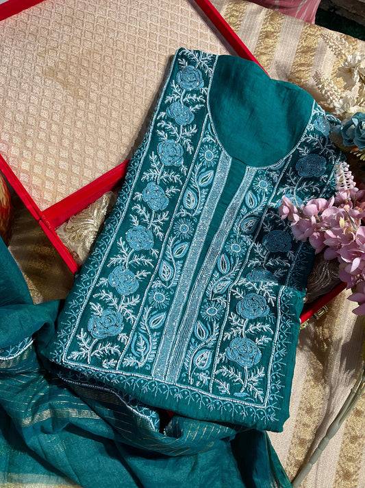 Elegant Mulmul Chikankari Set