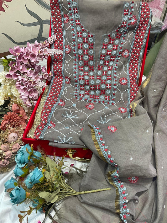 Elegant Mulmul Chikankari Set