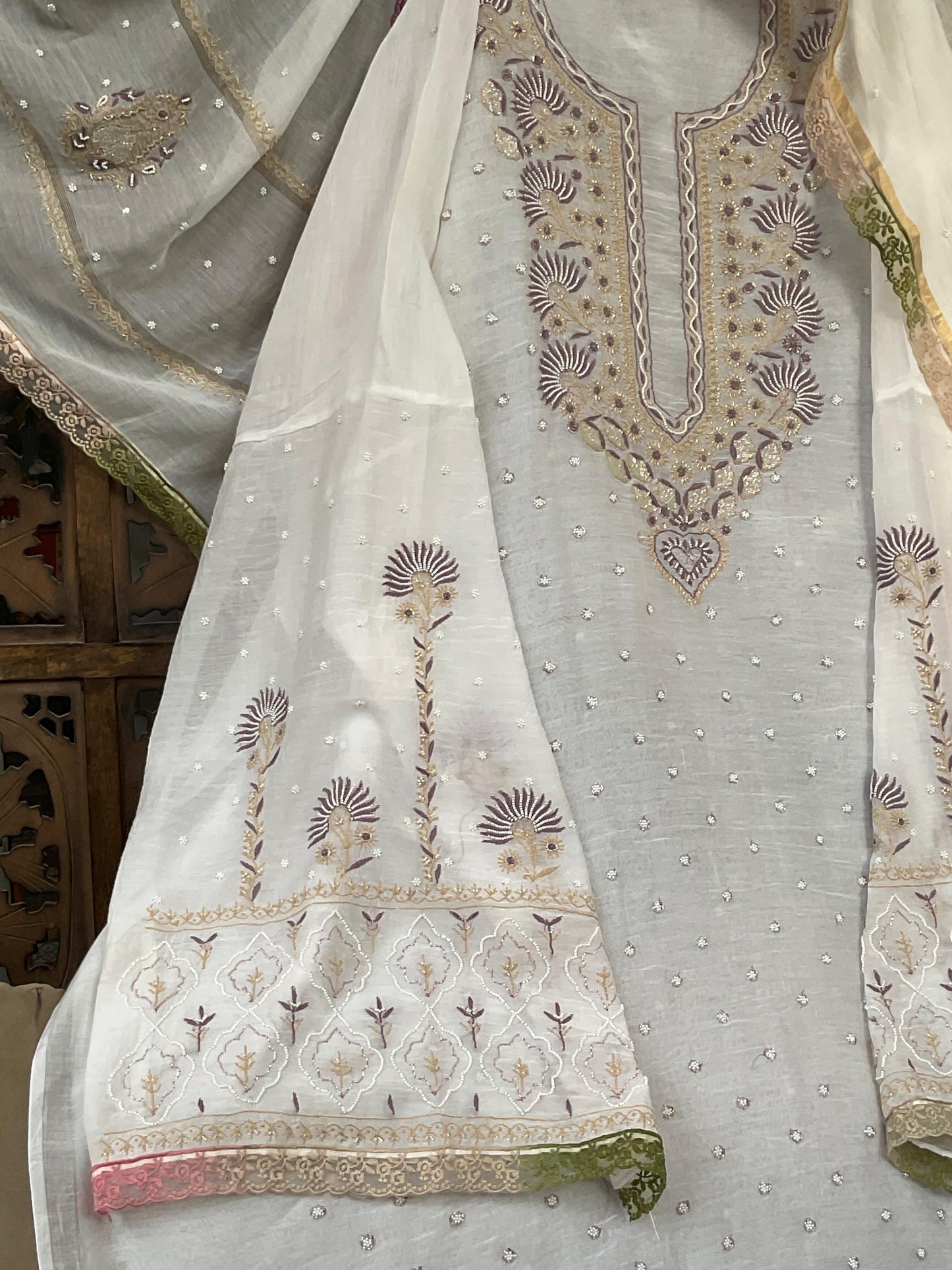 Ivory Mulmul Chikankari Kurta Set with Pearl & Cutdana Work (Set of 3) (Semi-stitched)