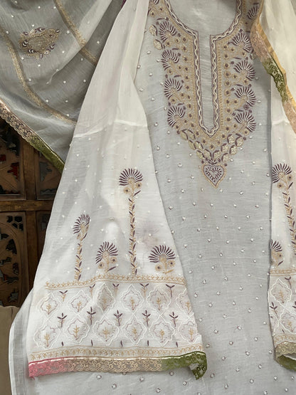 Ivory Mulmul Chikankari Kurta Set with Pearl & Cutdana Work (Set of 3) (Semi-stitched)