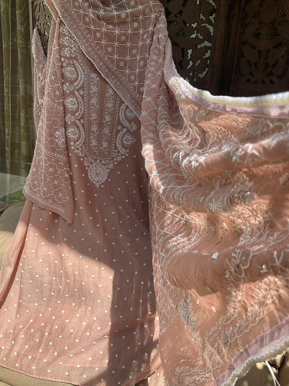 Ensemble Kurta en pur Mulmul avec Dupatta brodé (Lot de 3) (Non cousu)