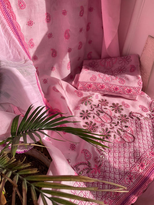 Ensemble Kurta en voile de pur coton avec broderies Chikankari et Mukaish et dupatta en mousseline (lot de 3) (non cousu)