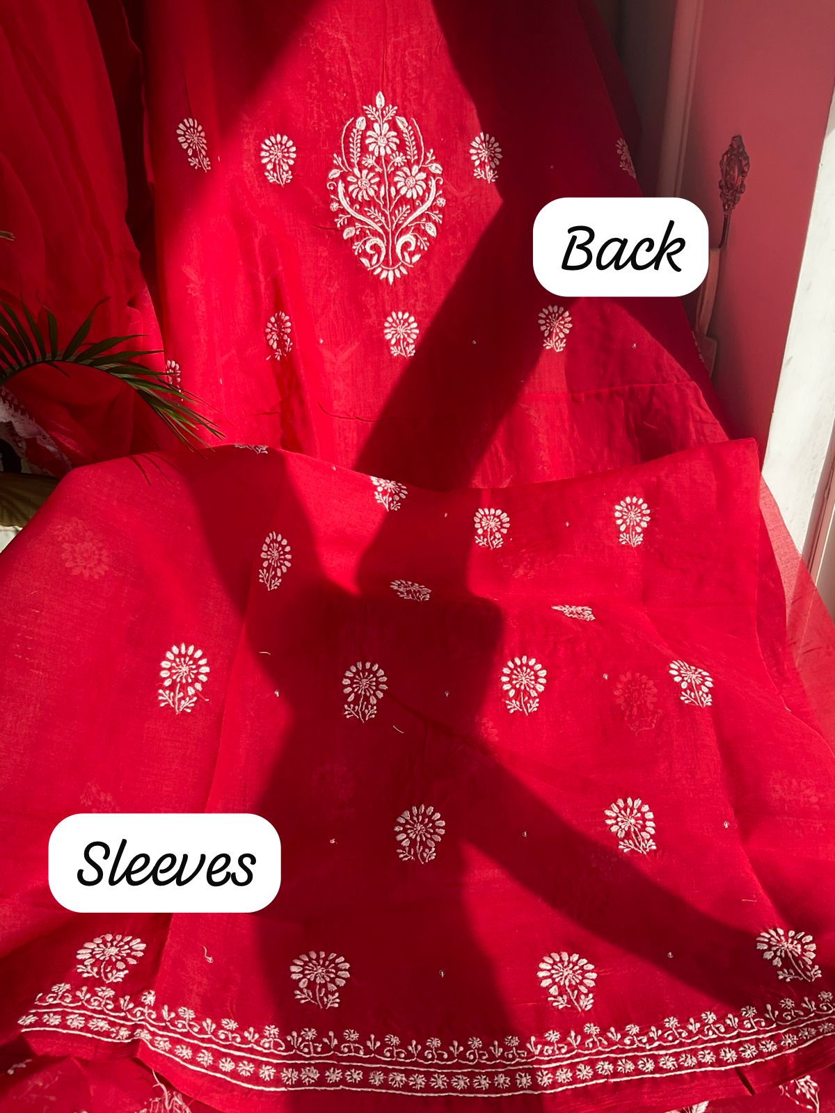Ensemble Kurta en voile de pur coton avec broderie Chikankari Jaal et travail de Cutdana-Sequin, et Dupatta en mousseline (Lot de 3) (Non cousu)