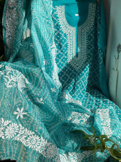Ensemble Kurta en Pur Coton avec Chikankari Jaal sur toute la surface et Dupatta Kota Imprimé Bandhani (Lot de 3) (Non Cousu)