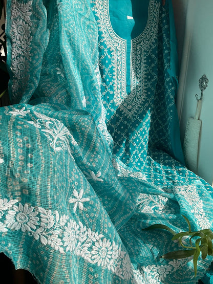 Ensemble Kurta en Pur Coton avec Chikankari Jaal sur toute la surface et Dupatta Kota Imprimé Bandhani (Lot de 3) (Non Cousu)