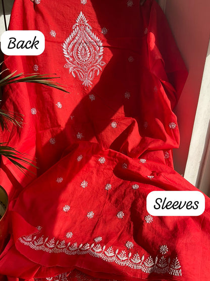 Ensemble Kurta en pur coton avec broderie Chikankari et travail Mukaish lourd, et dupatta Kota imprimé Leheriya (Lot de 3) (Non cousu)