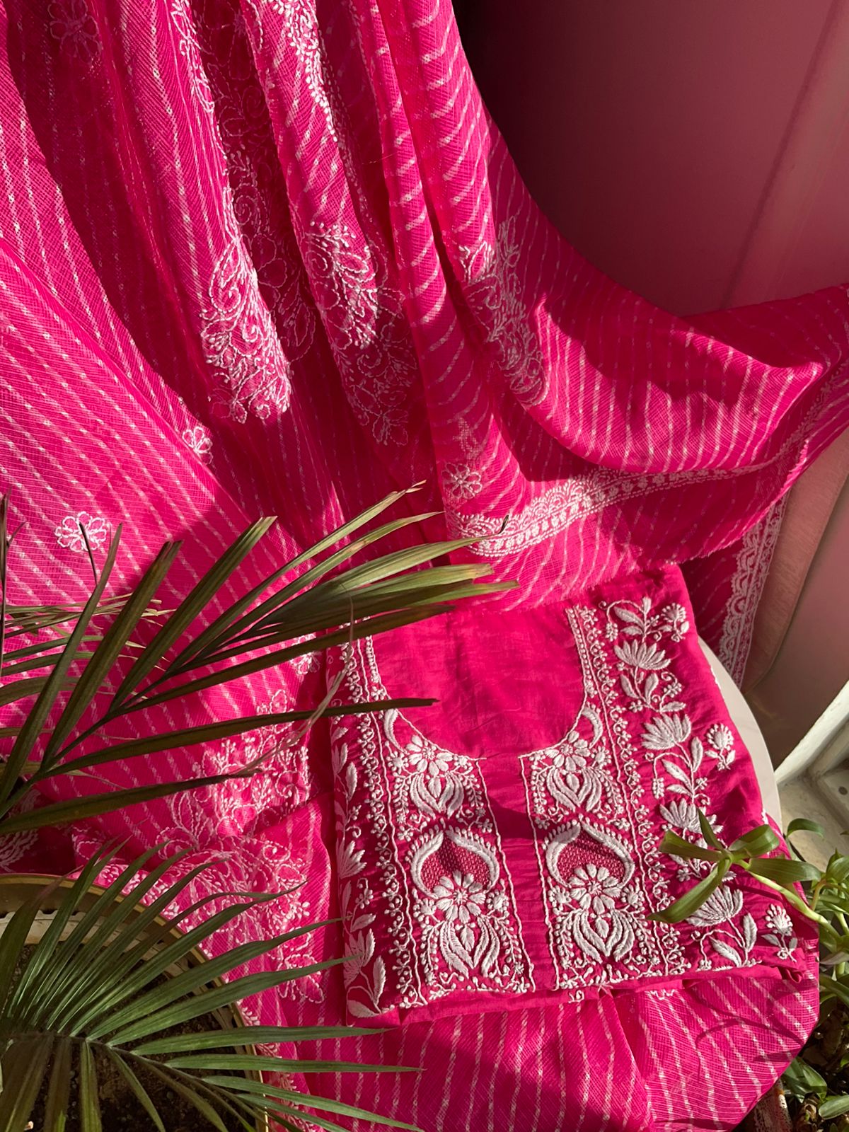 Ensemble Kurta en pur coton avec Dupatta Kota imprimé Chikankari et Leheriya (Lot de 3) (Non cousu)