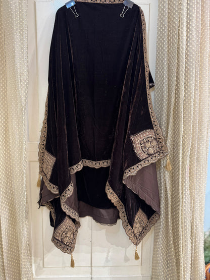 Chocolate Brown Velvet Suit Set with Dori & Zari Embroidery (Set of 3) (Unstitched)