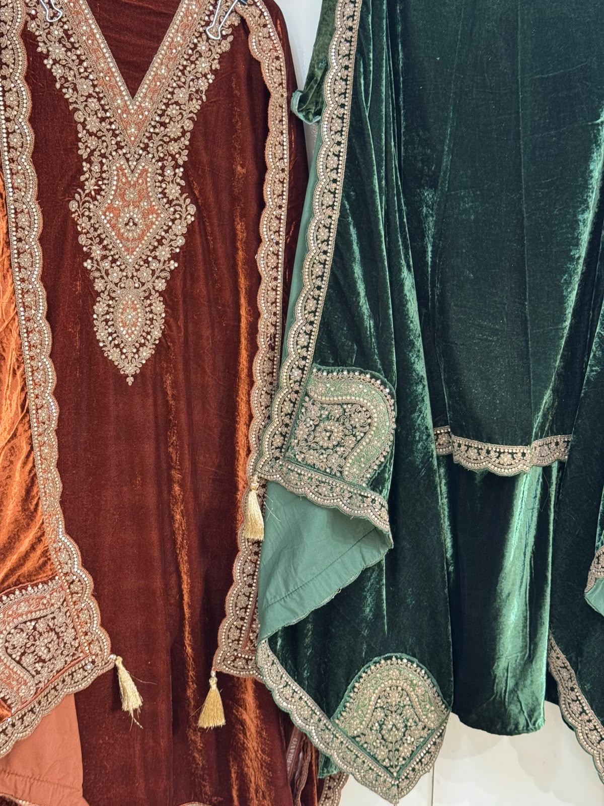 Velvet Suit Set with Dori & Zari Embroidery (Set of 3) (Unstitched)