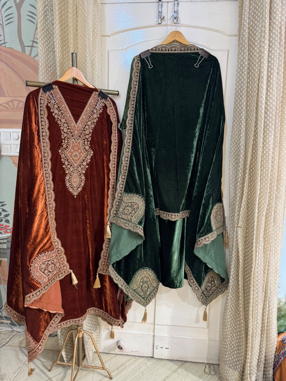 Velvet Suit Set with Dori & Zari Embroidery (Set of 3) (Unstitched)